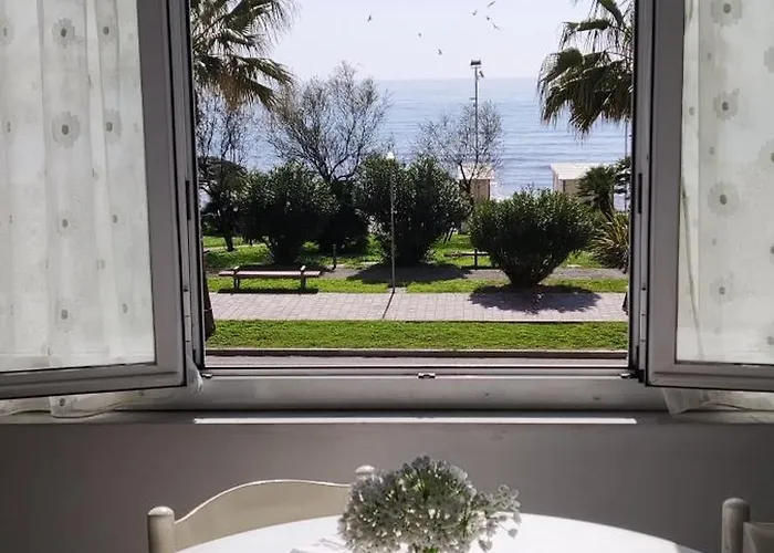 Appartamento Rivamare 2 Fronte Mare Marina dʼAndora